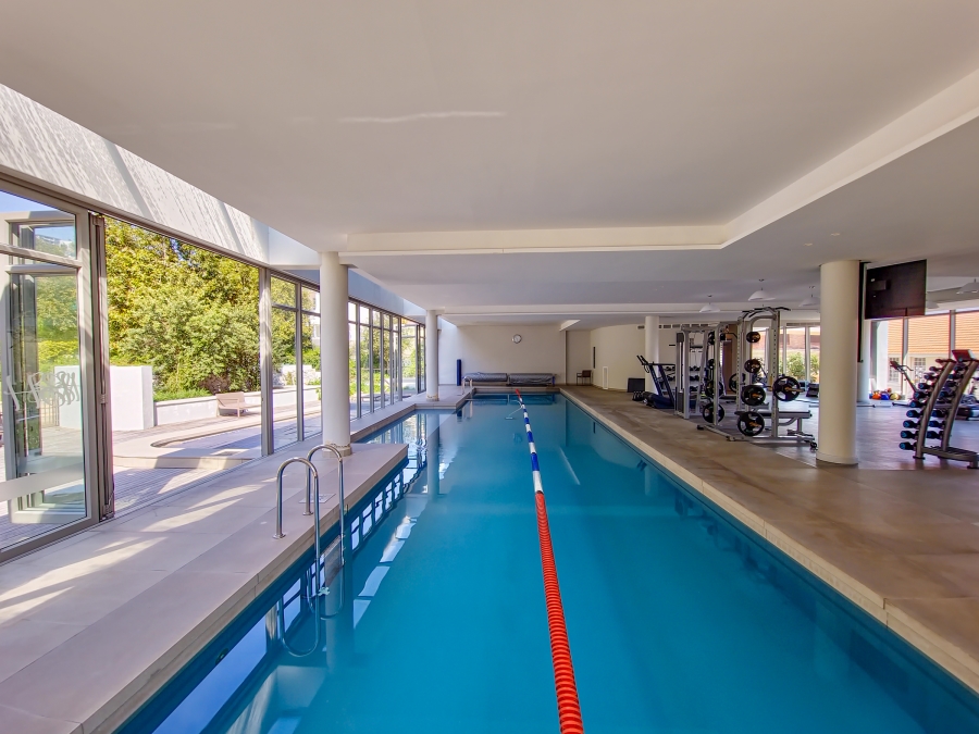 To Let 1 Bedroom Property for Rent in Sea Point Western Cape